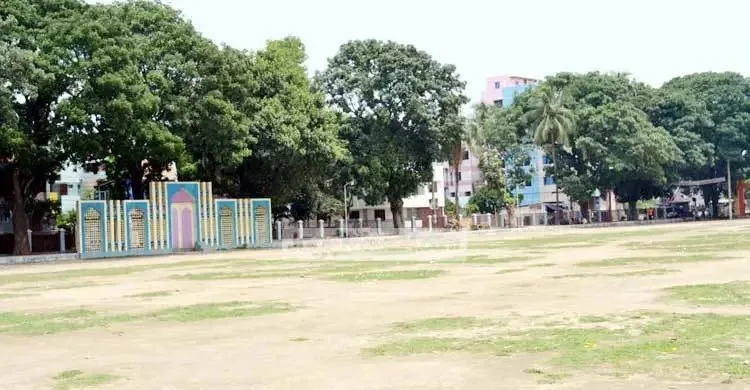 ঠাকুরগাঁওয়ের বড় মাঠ